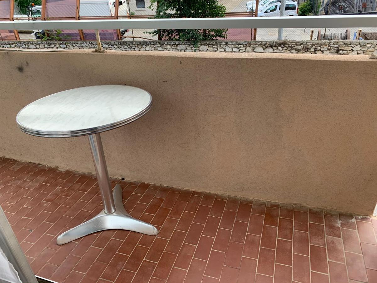 Apartamento Nimes studio Les Lavandes Parking securisé Exterior foto